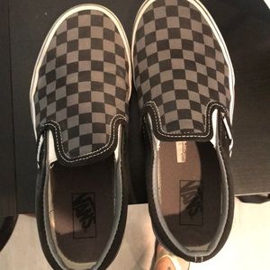 Kids slip on vans size 3.0